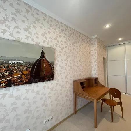 4 * Minsk