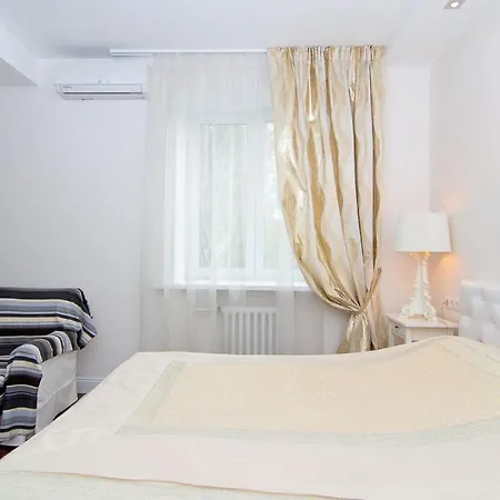 4 * Minsk