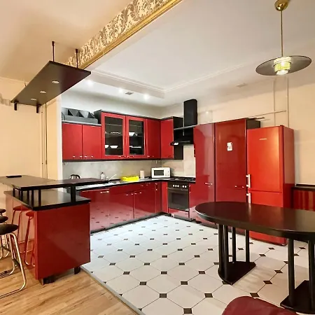 4 * Minsk