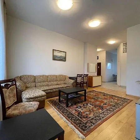Apartment 4 *