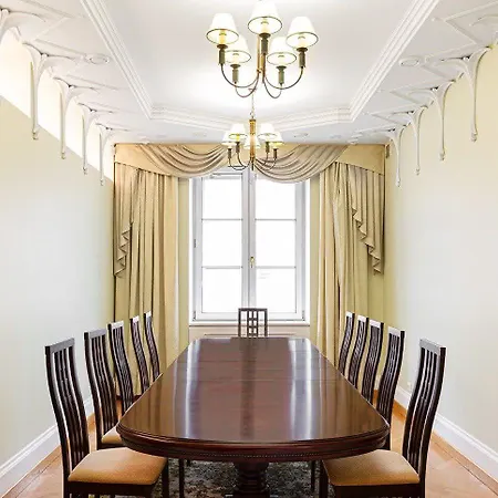 4 * Minsk